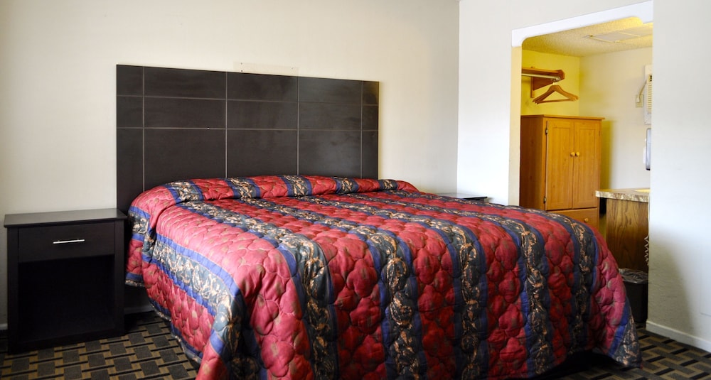 Andrews Motor Inn - photo 7