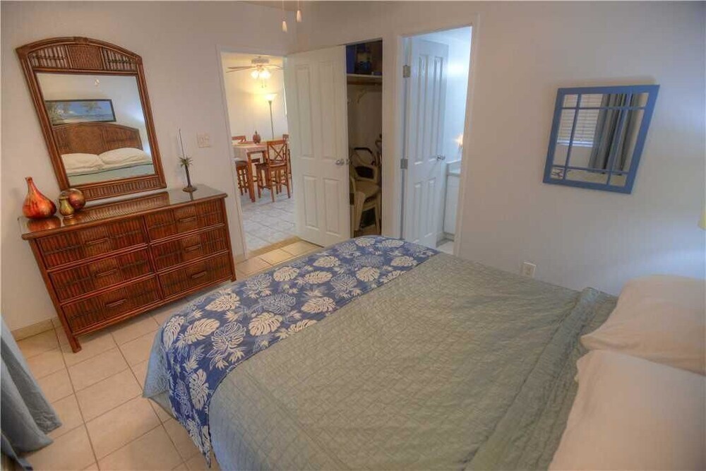 Pacific Shores A217 Two Bedroom Condo — 4-Star Luxury Hotel in Kihei, United States