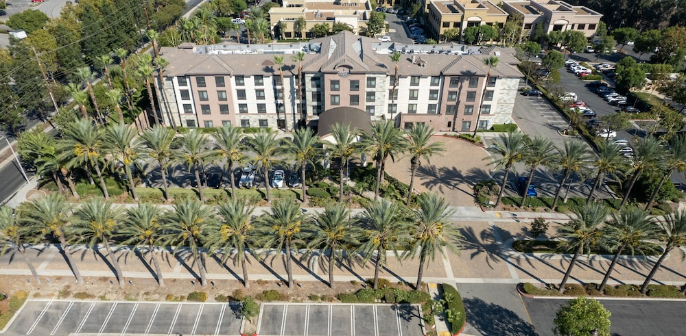 Country Inn & Suites by Radisson Ontario at Ontario Mills CA - photo 95