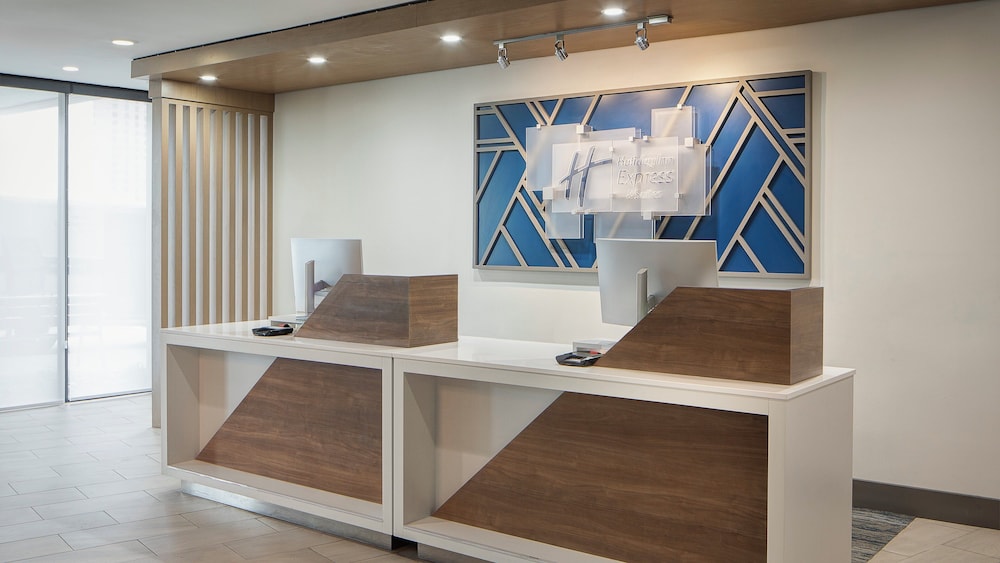 Holiday Inn Express Dallas Medical Market Center by IHG in Dallas, United States