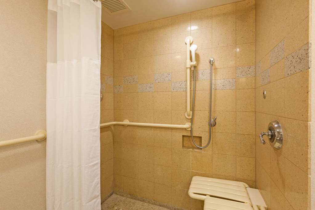 Wyndham Grand Pittsburgh Downtown - photo 13