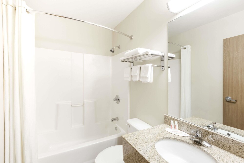 Super 8 by Wyndham Liverpool Clay Syracuse Area - photo 13