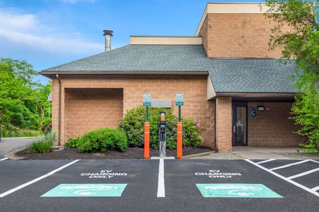 Comfort Inn Pocono Lakes Region - photo 42