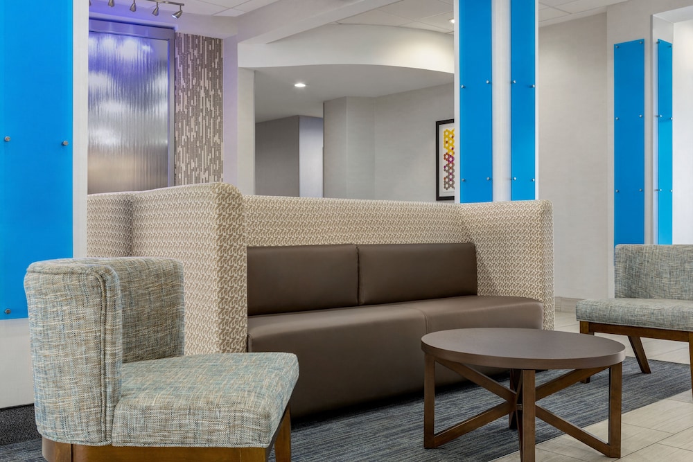 Holiday Inn Express Hotel & Suites Waycross an IHG Hotel - photo 3