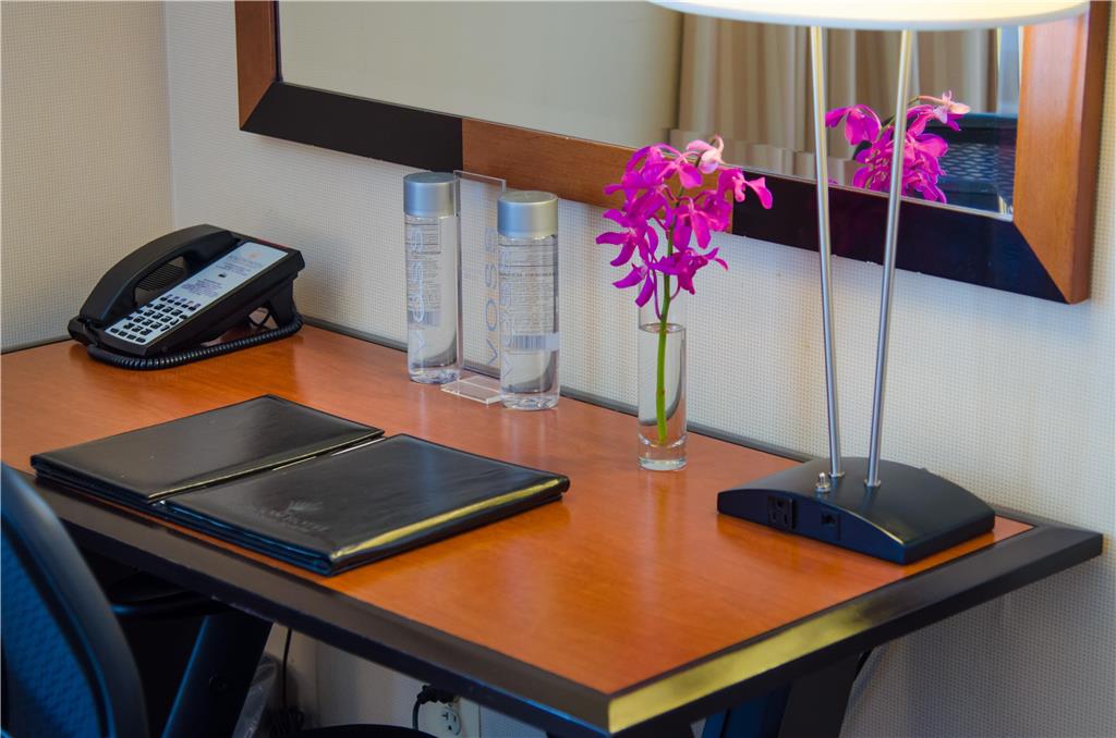 Beacon Hotel & Corporate Quarters - photo 36