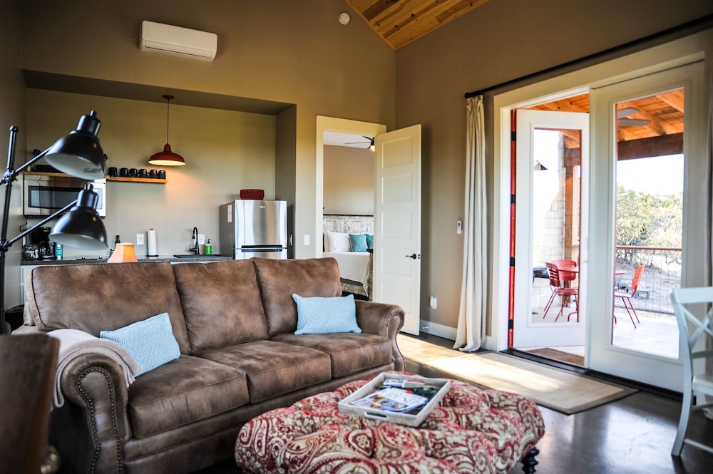 Hill Country Casitas - photo 26