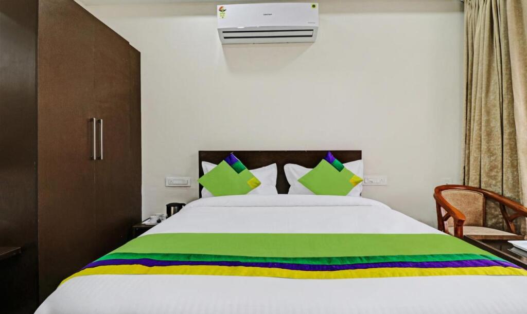 Treebo Kamron Regency Sector 80