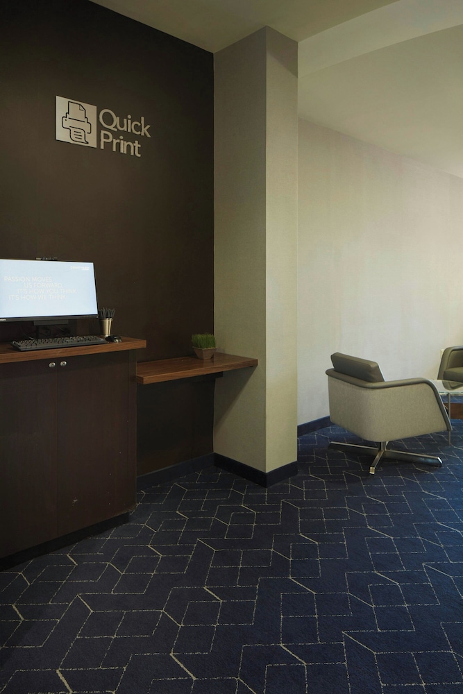 Courtyard by Marriott Winchester - photo 23