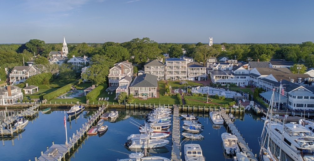 The Harborside Inn - photo 34