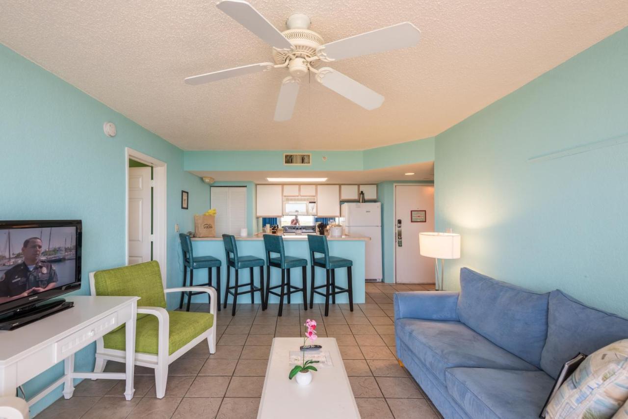 Sunrise Suites Bonaire Suite #210 — 4-Star Luxury Hotel in Key West, United States