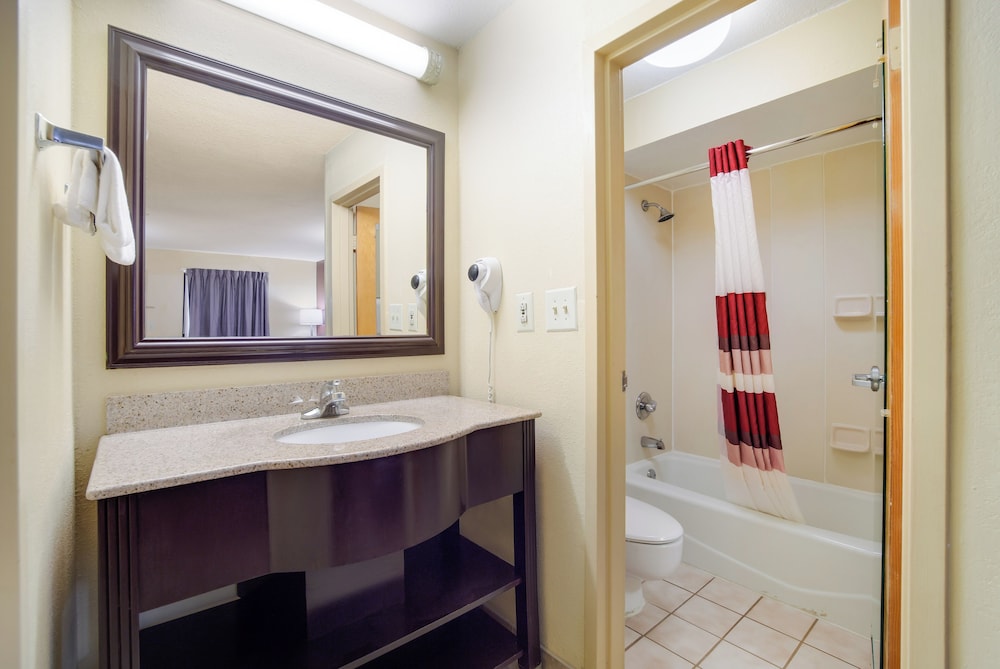 Red Roof Inn Augusta Washington Road - photo 24
