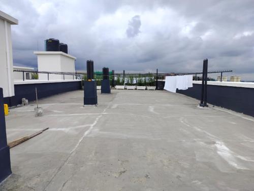 Charming Urban Retreat Apartment With Private Parking Fully Equipped Gym Children Playing Ground And Unbeatable City Views