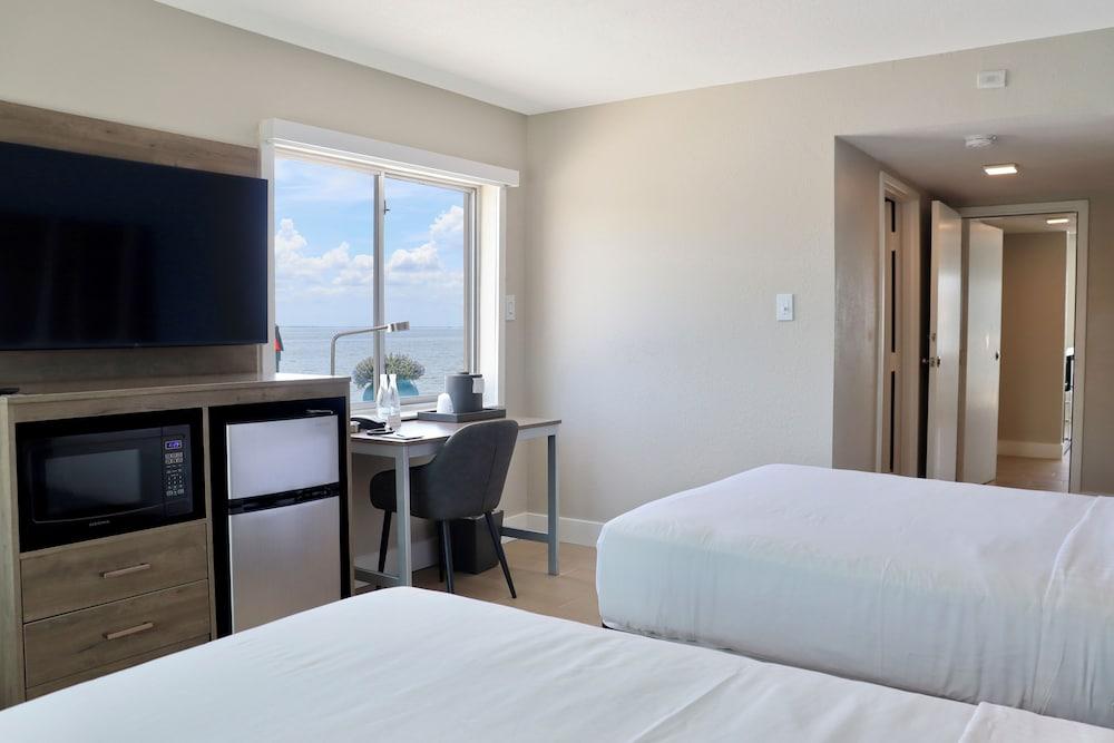 SkyBeach Resort - photo 25