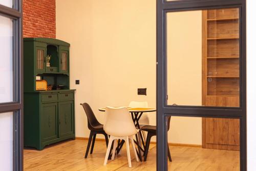 Stylish 1BR Apartment in Tbilisi By Wehost