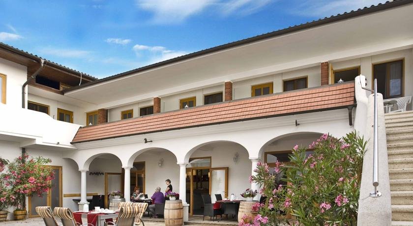 Weingut Franz Schindler — Moerbisch Am See