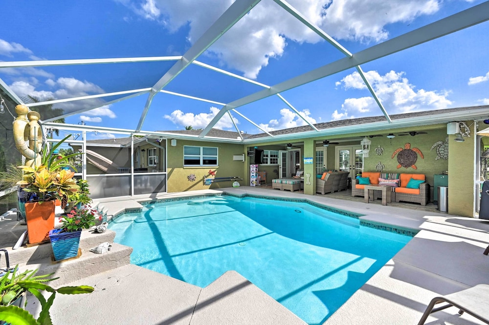 1 Mi to Dtwn Sun Soaked Cape Coral Getaway in Cape Coral, United States