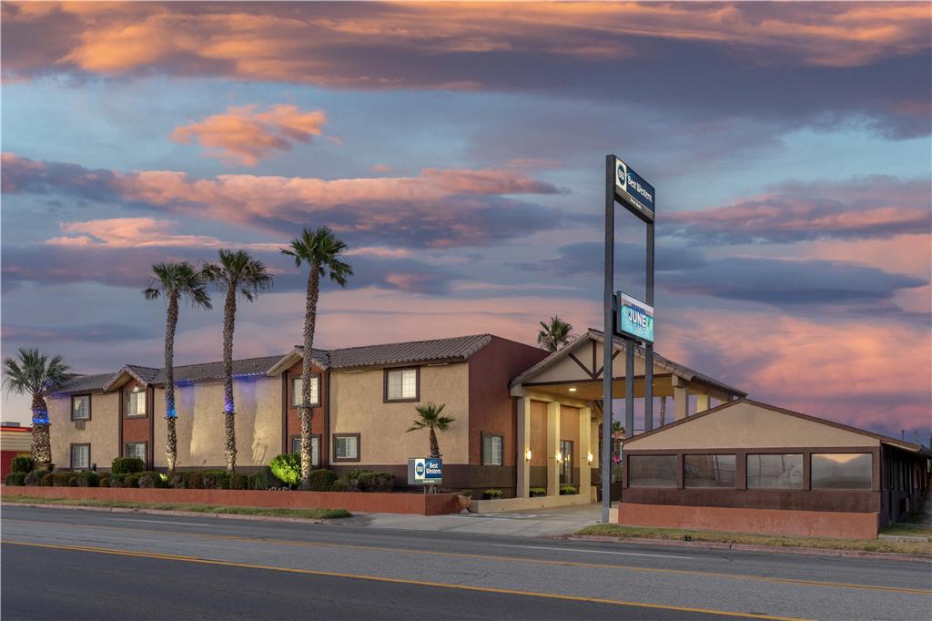 Best Western Desert Winds — hotel in Mojave