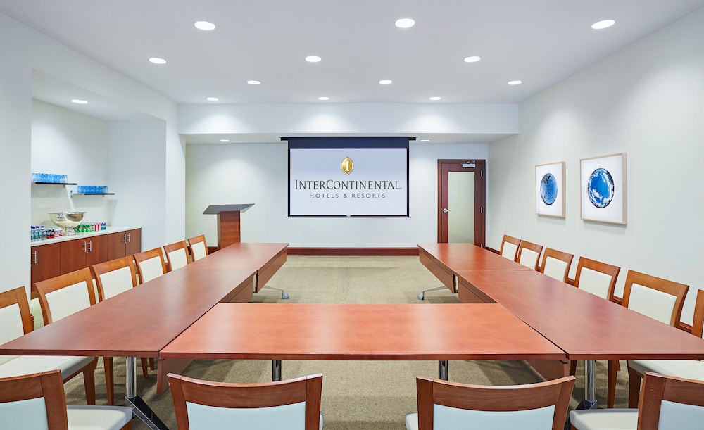 InterContinental Suites Hotel Cleveland by IHG - photo 20