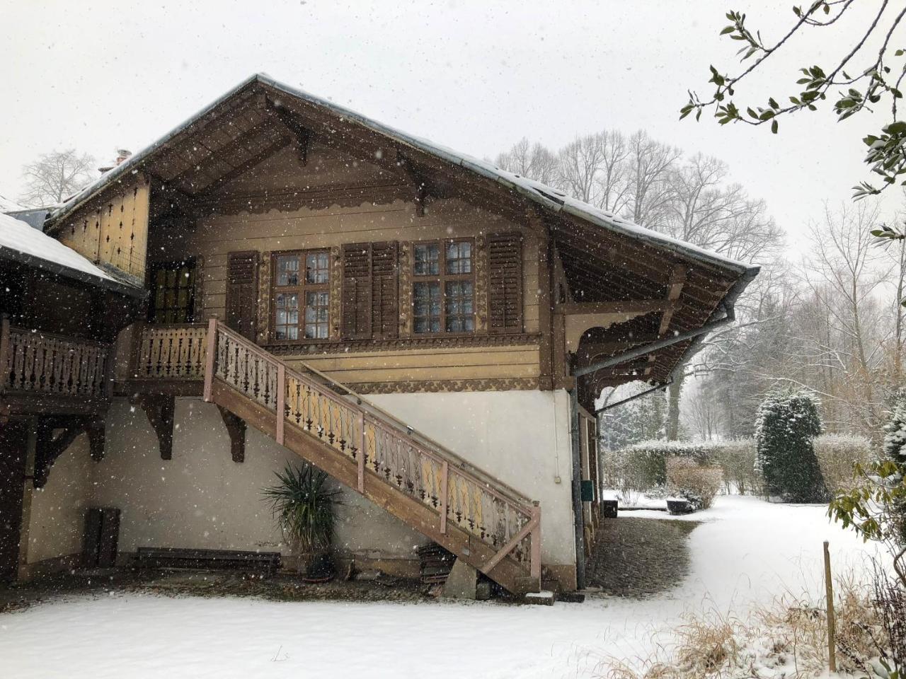 La Datcha du Parc - last minute hotel in Husseren-Wesserling