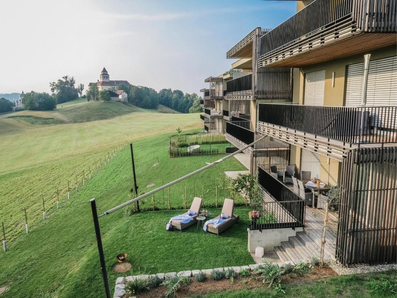 Wohnen Im Wein — 4-Star Luxury Hotel in Ehrenhausen, Austria