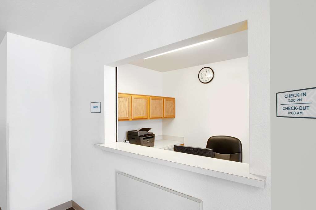WoodSpring Suites Houston I 45 Airtex - photo 8
