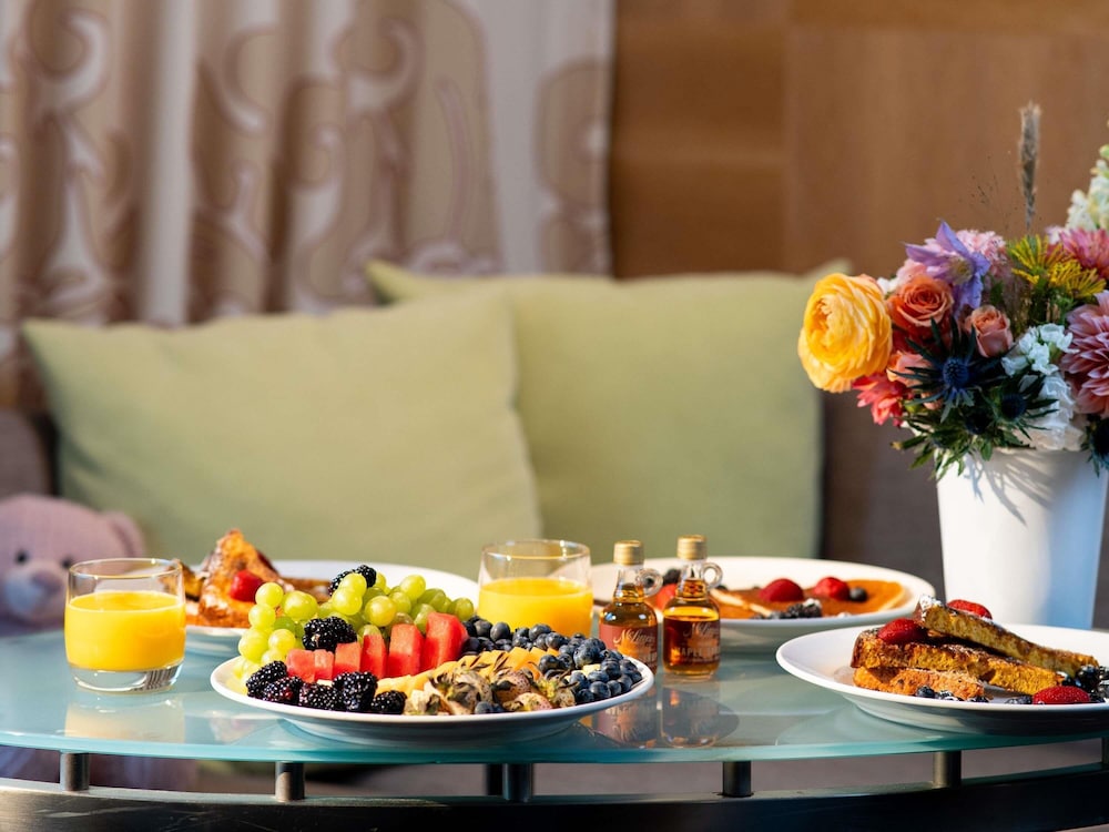 Sofitel Philadelphia at Rittenhouse Square - photo 74
