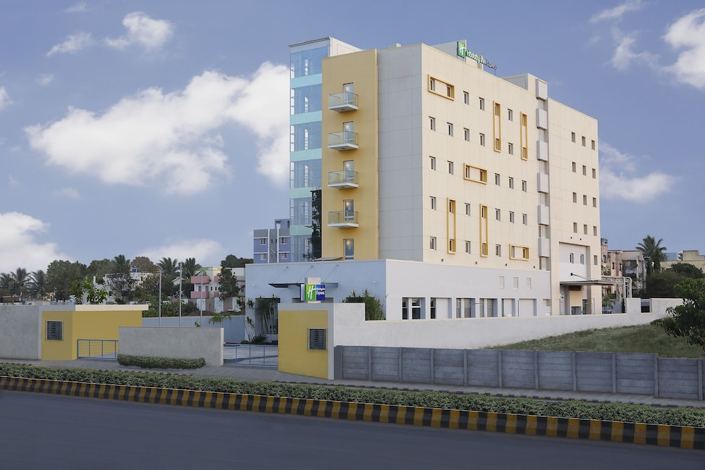 Holiday Inn Express Nashik Indira Nagar in Nashik, India