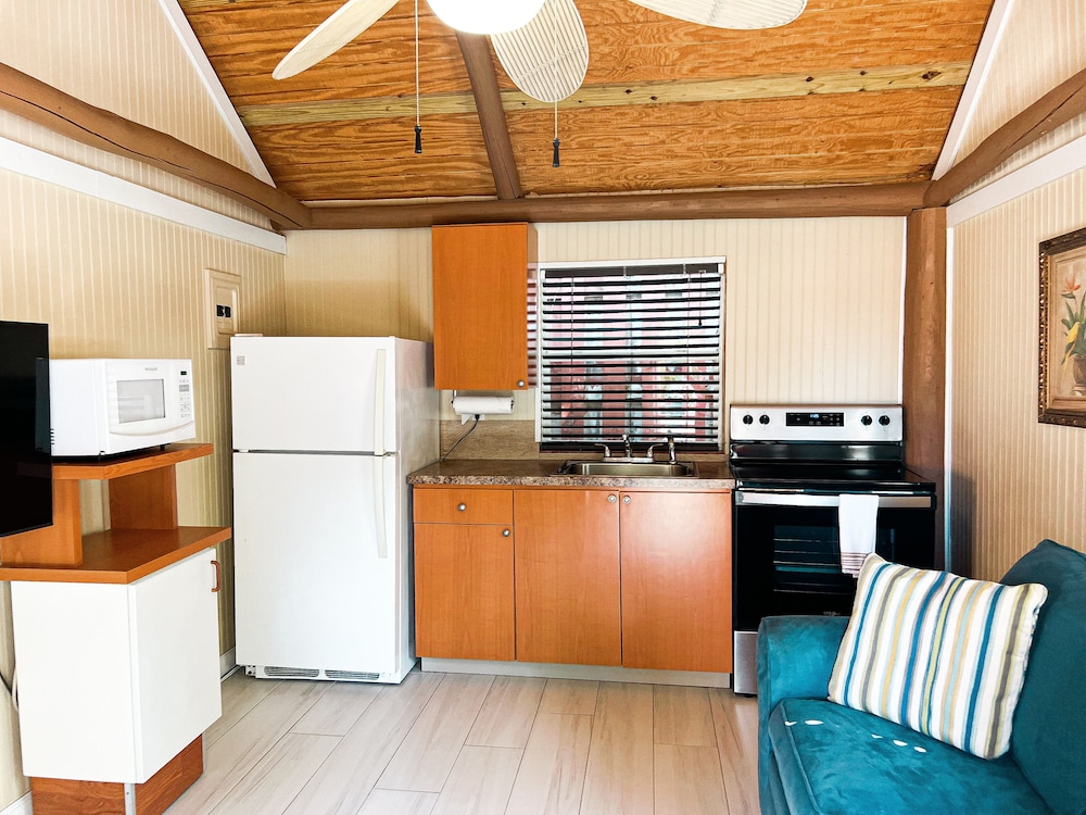 Sunset Cove Beach Resort - photo 95