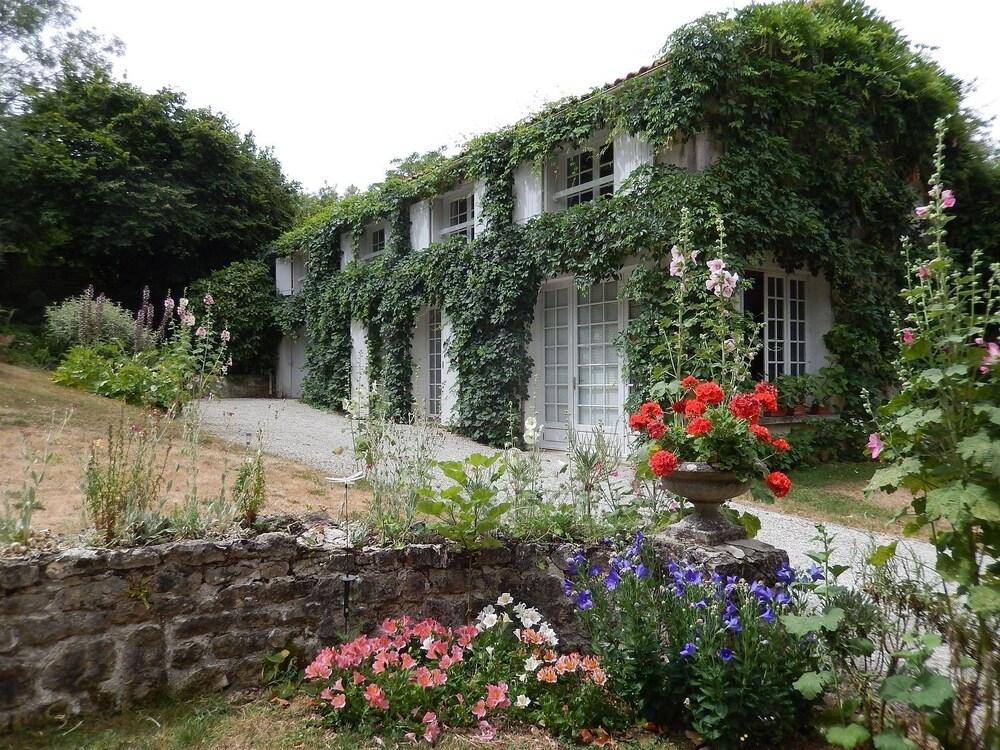 Le Petit Massigny - last minute hotel in Unknown City