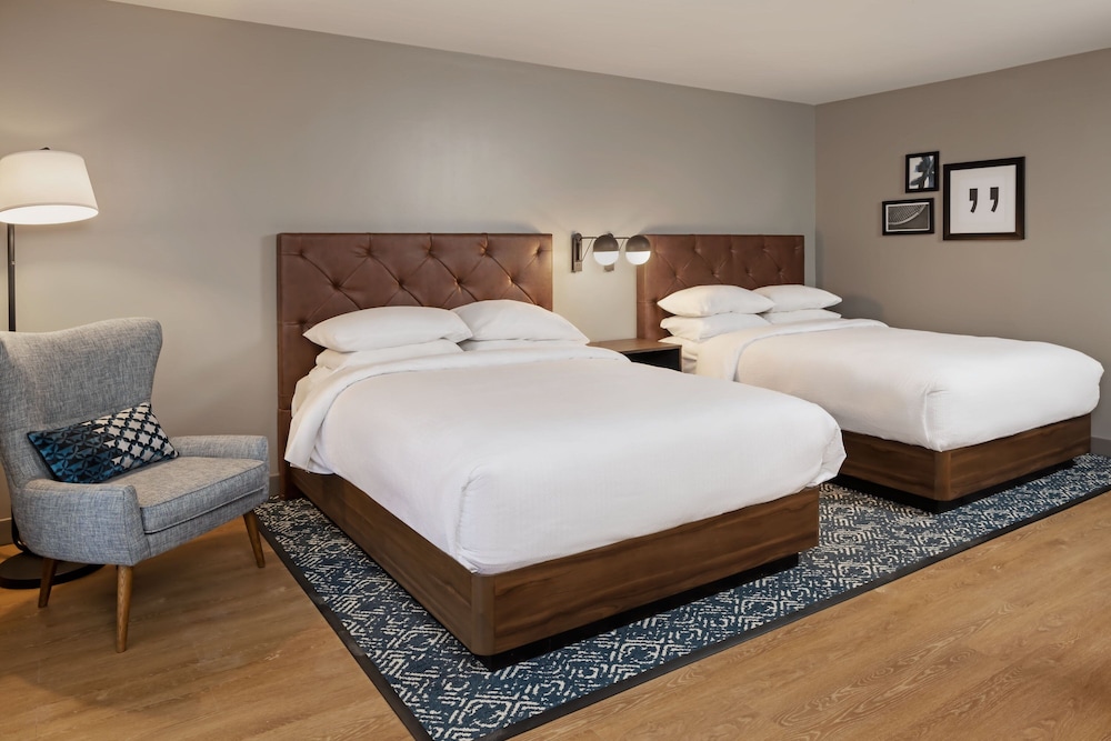 Four Points by Sheraton Bakersfield - photo 9