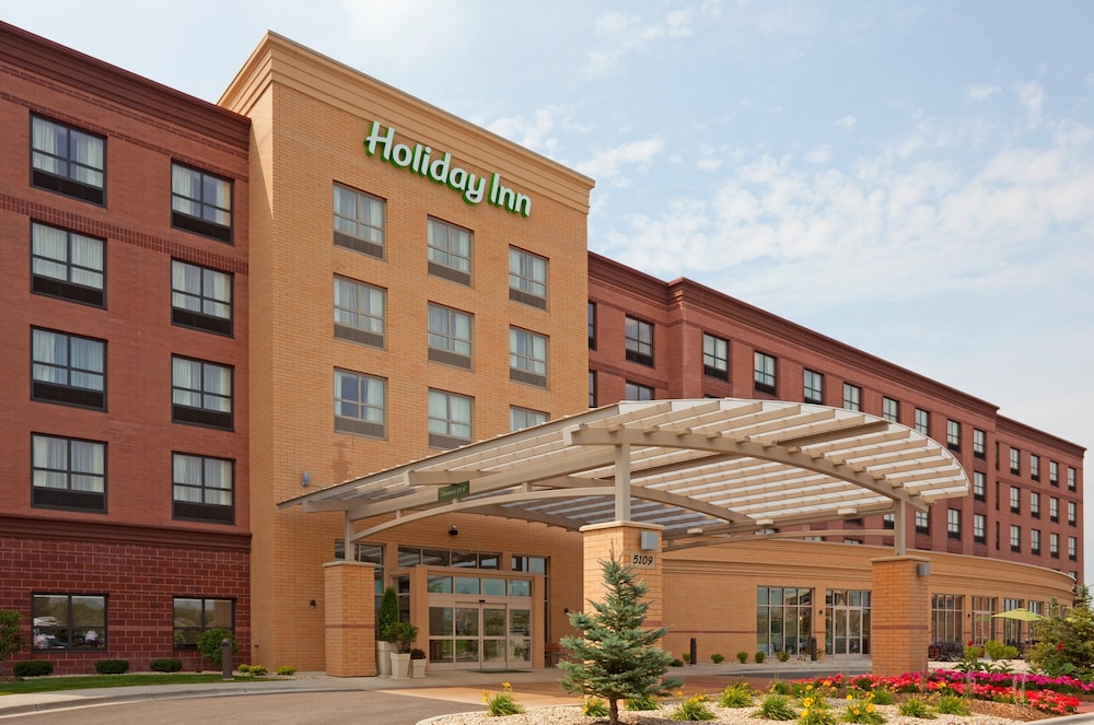 Holiday Inn Madison at The American Center by IHG - photo 70