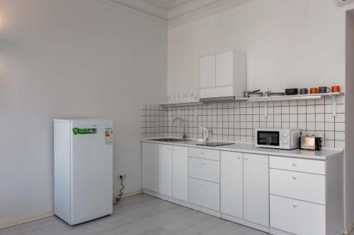 Super Stylish and Spacious 3 Seperated Apartments For 6 people