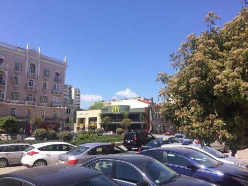 Apartment on Marjanishvili 16