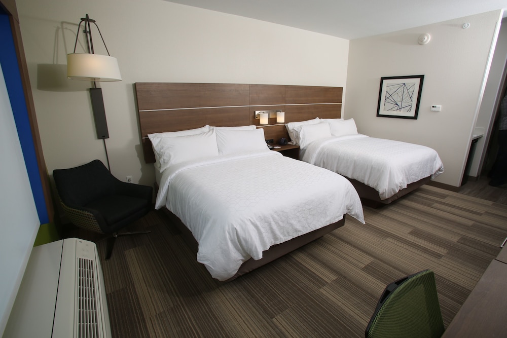 Holiday Inn Express McCook by IHG - photo 35