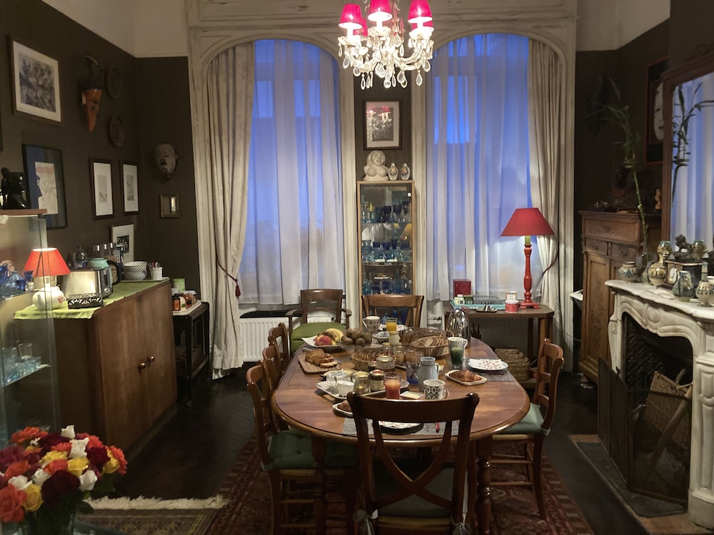 B&B Camera et Caetera — 4-Star Luxury Hotel in Roubaix, France