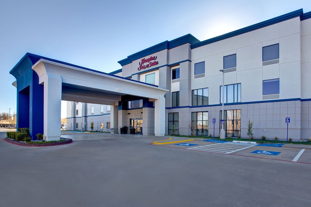 Hampton Inn & Suites Borger - photo 2