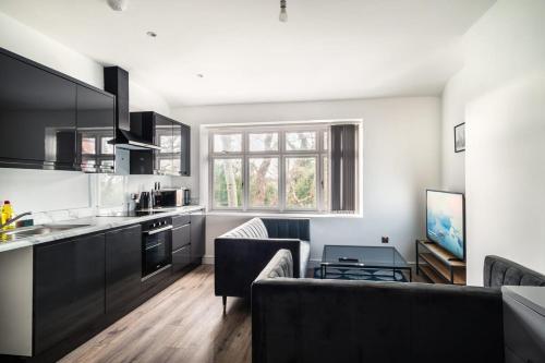 Spacious 2 Bed Apartment in Waterloo Liverpool — 4-Star Luxury Hotel in Waterloo, United Kingdom