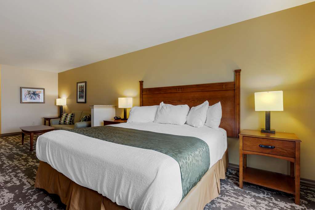 Best Western Plus Red River Inn - photo 4