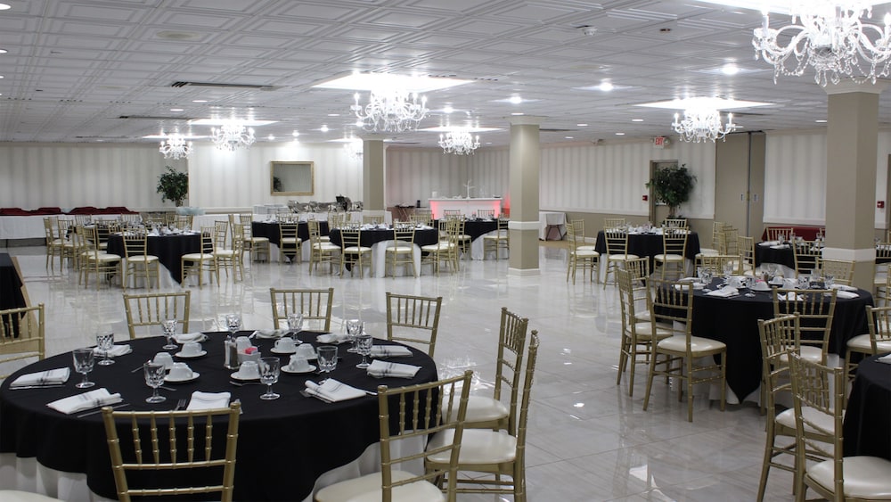 Holiday Inn Hazlet by IHG - photo 35