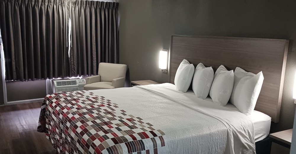 Red Roof Inn Fort Worth West in Fort Worth, United States