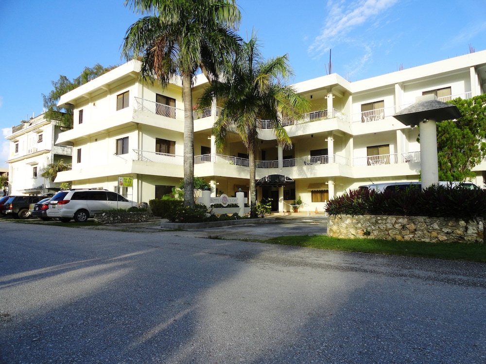 Summer Holiday Hotel — hotel in Saipan