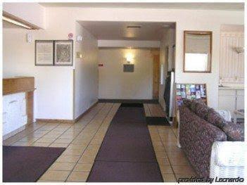 Goodnite Inn and Suites - photo 9