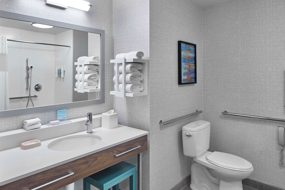 Hampton Inn & Suites Saratoga Springs Downtown - photo 54
