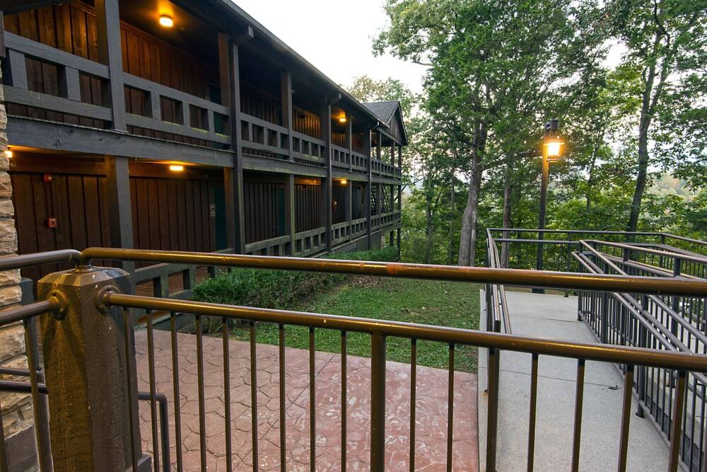 Lake Cumberland State Resort Park - photo 31