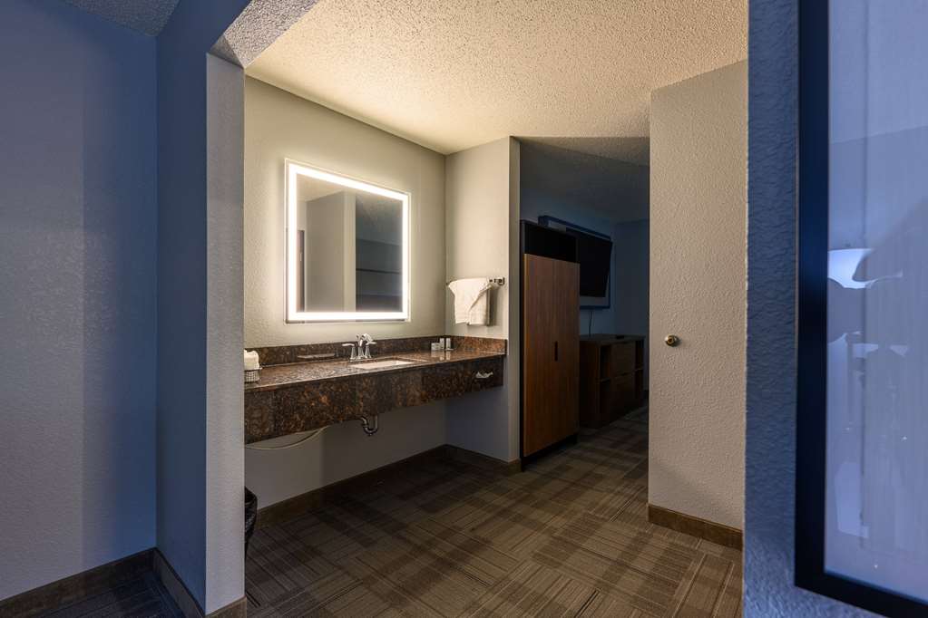 AmericInn by Wyndham Monroe - photo 23