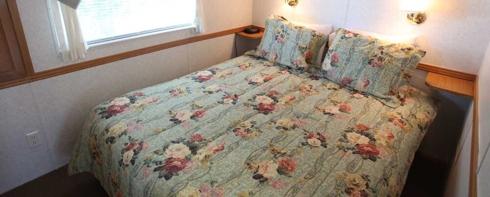 Road Runner Travel Resort Caravan Park - photo 16