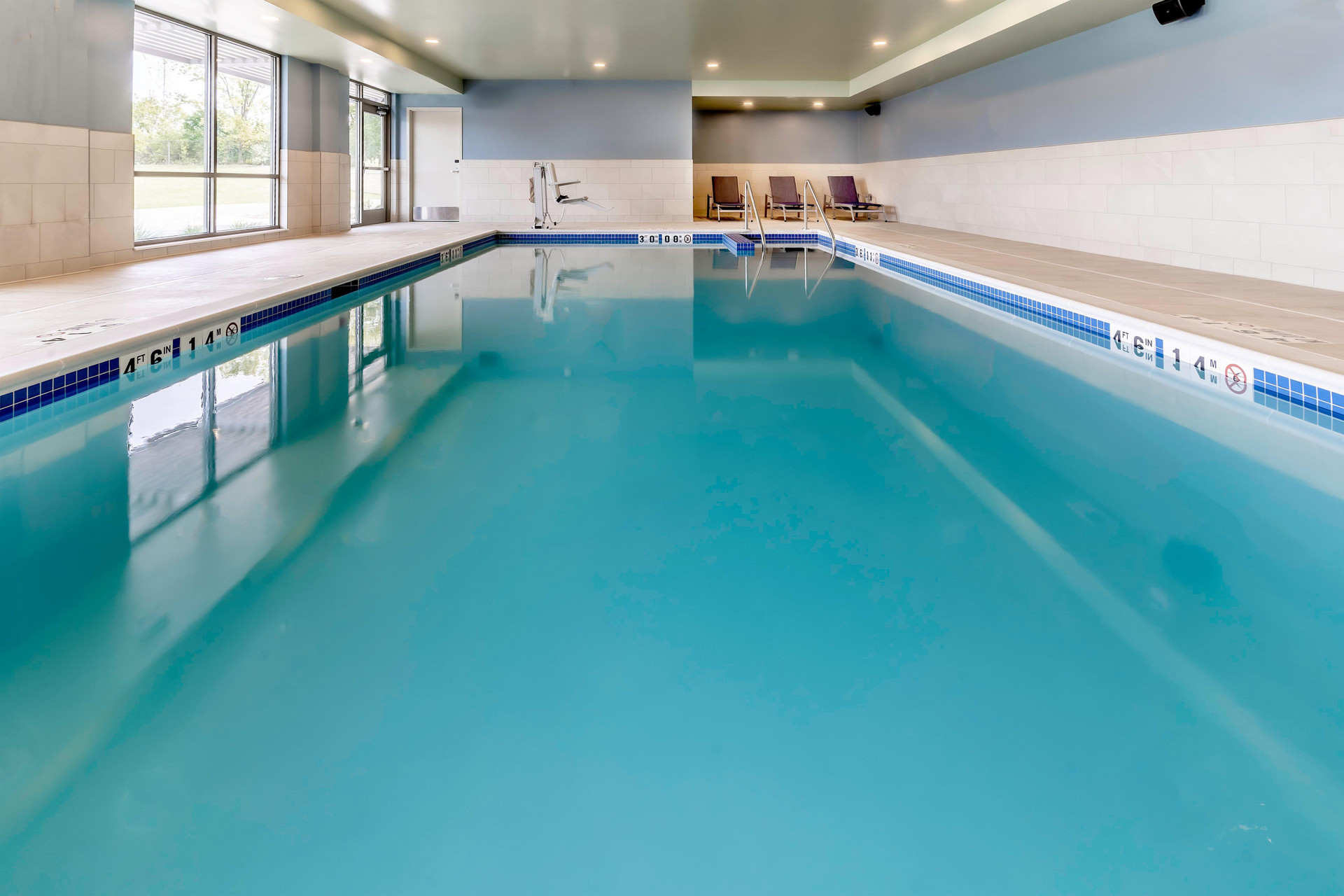 Holiday Inn Express Milwaukee West Allis by IHG - photo 3
