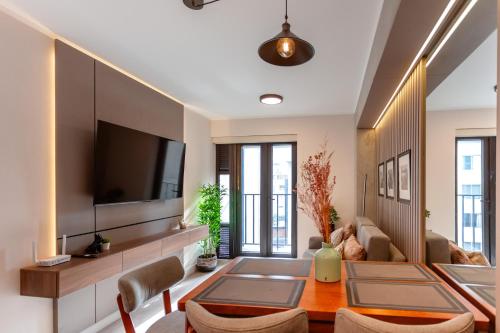 Brand new designer apt Pool in Miraflores — 4-Star Luxury Hotel in Lima, Peru