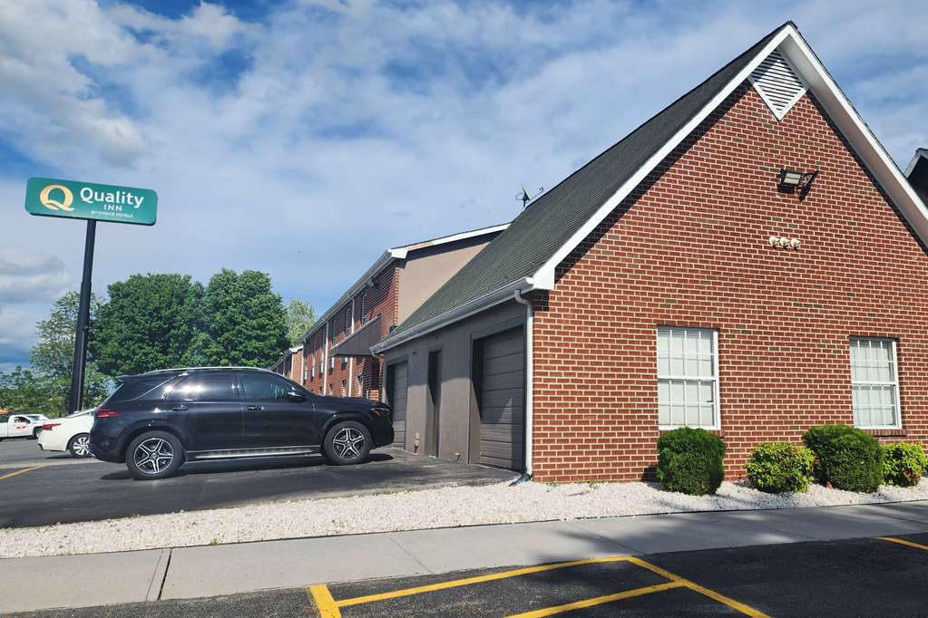 Quality Inn Dublin I 81 - photo 9
