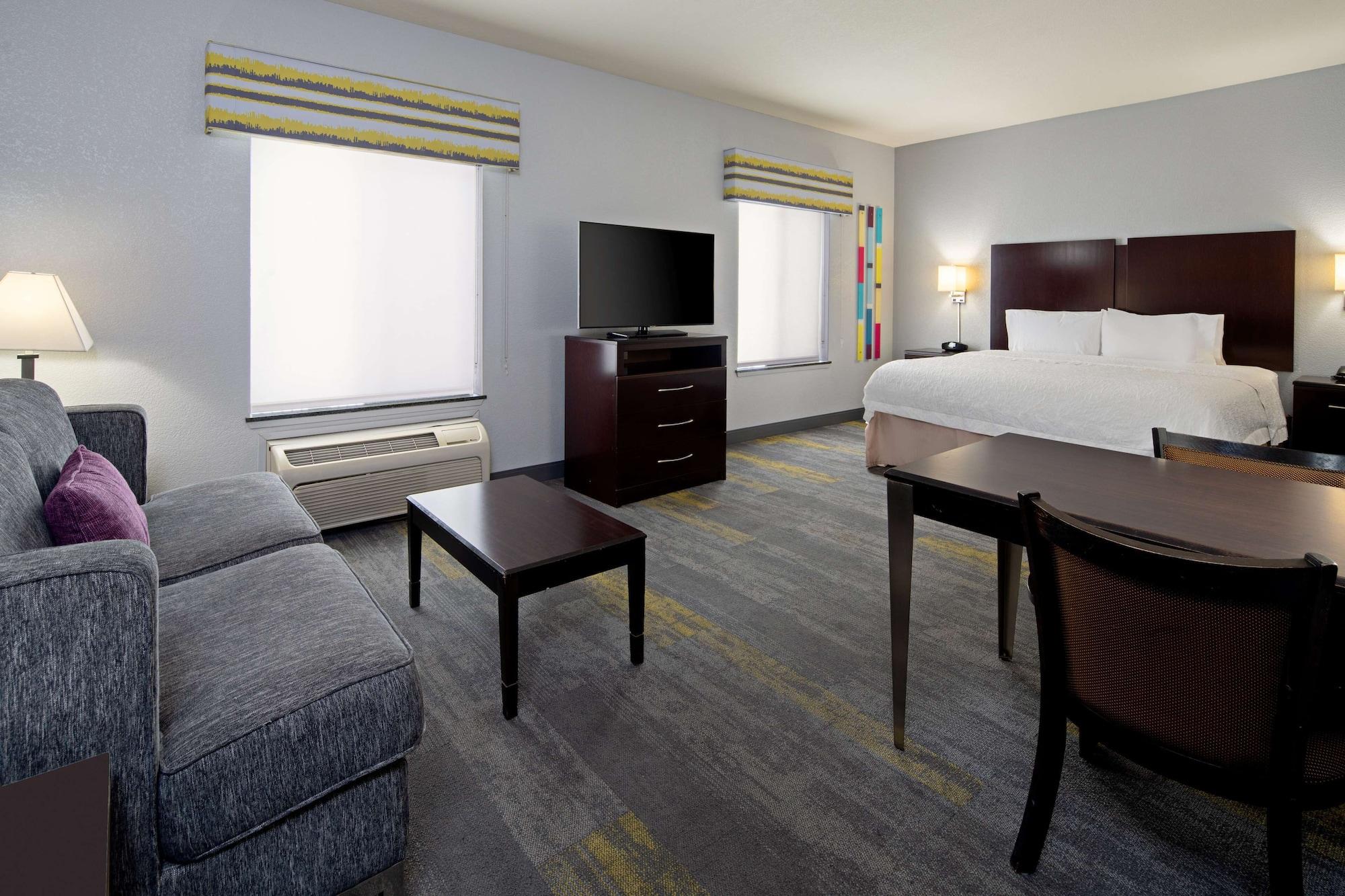 Hampton Inn & Suites Bakersfield Hwy 58 CA - photo 6